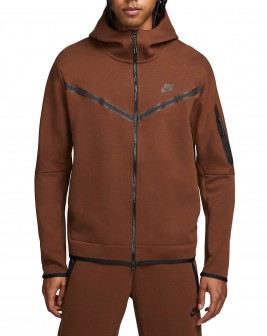 Nike Tech Fleece brown